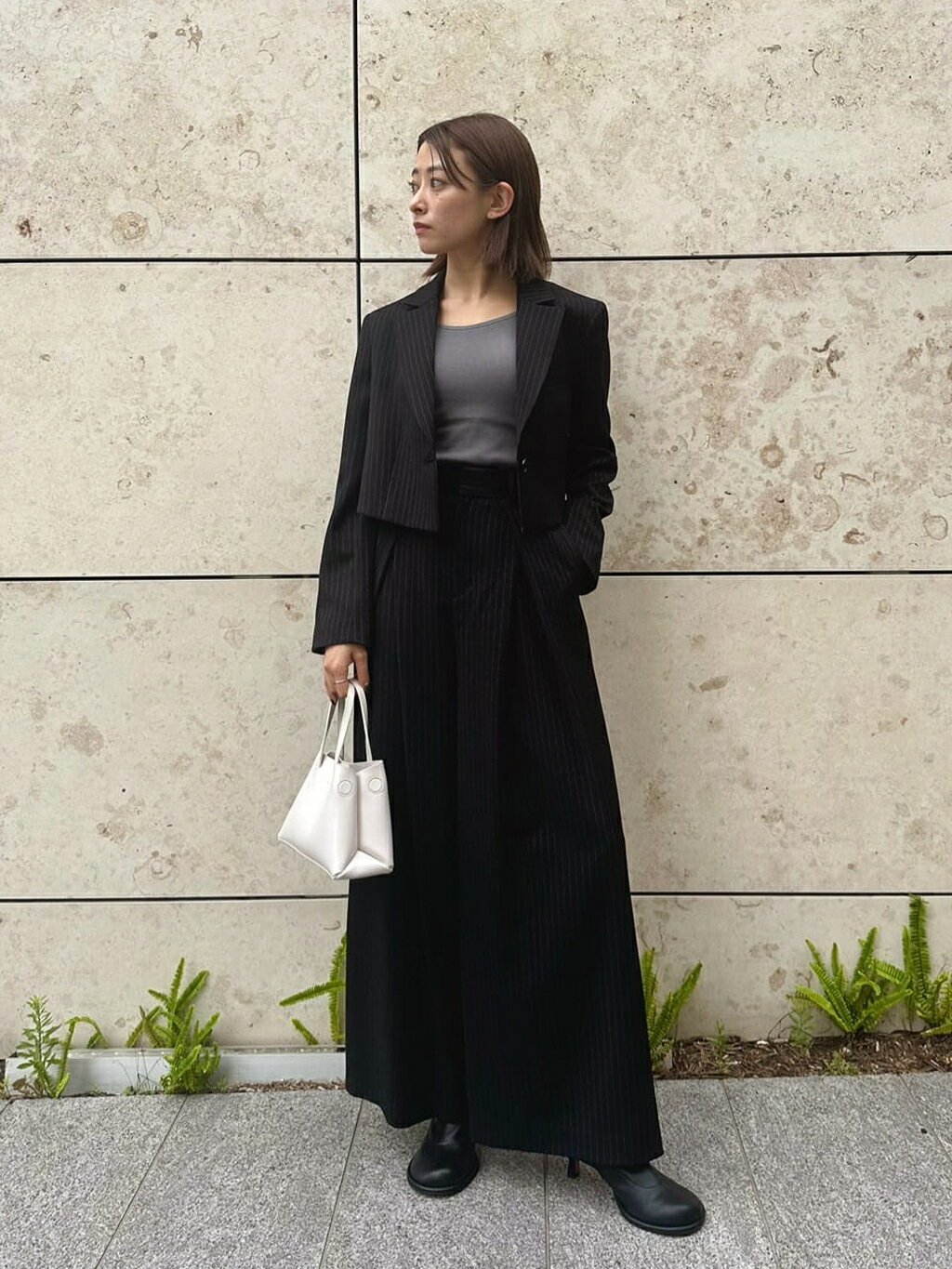 LOVELESSのスパゲッティショートキャミソールを使ったコーディネートを紹介します。｜Rakuten Fashion(楽天ファッション／旧楽天ブランドアベニュー)4358831