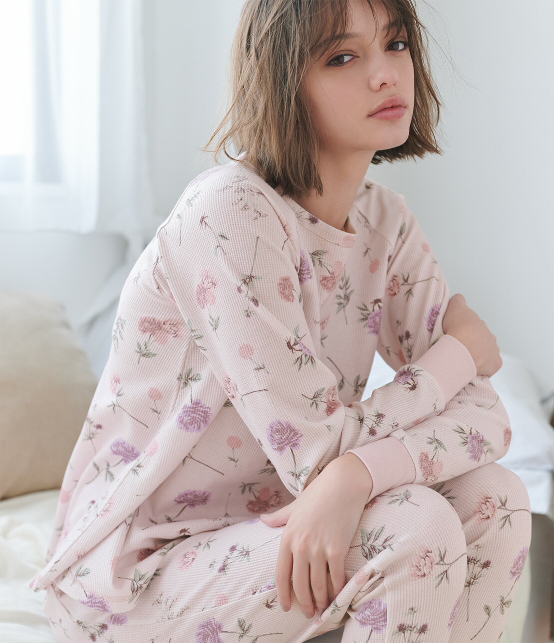 PEACH JOHNの【腹巻き付きで冷えやすいおなかをガード!】サーマルHARAマキパジャマを使ったコーディネートを紹介します。｜Rakuten Fashion(楽天ファッション／旧楽天ブランドアベニュー)4360102