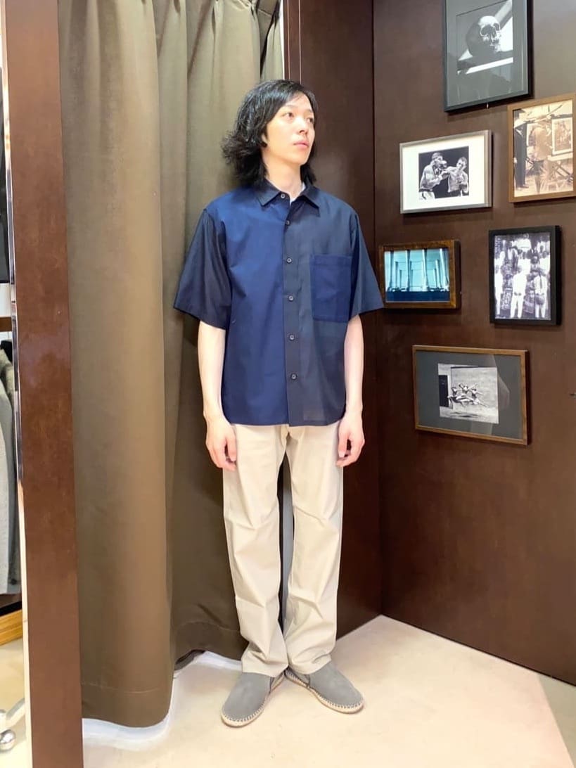 TAKEO KIKUCHIの【Made in JAPAN】パーツブロッキング 半袖シャツを使ったコーディネートを紹介します。｜Rakuten Fashion(楽天ファッション／旧楽天ブランドアベニュー)4361937