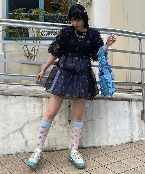 Candy StripperのBABY RABBIT CACHE-COEUR ドレスを使った 