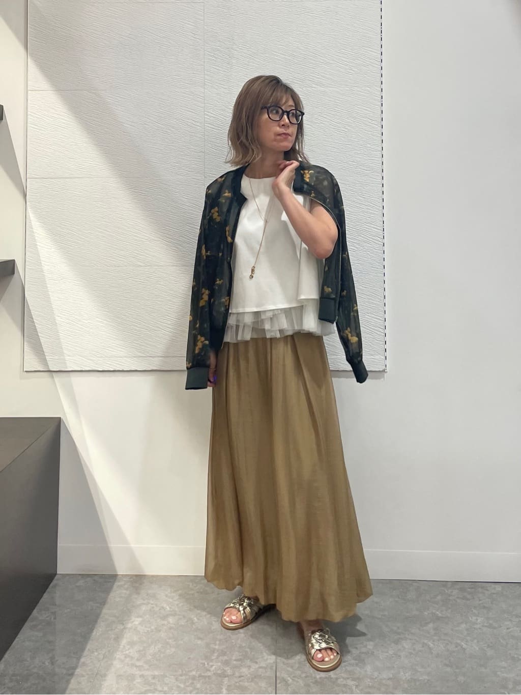 Vinのチュールドッキングノースリカットソーを使ったコーディネートを紹介します。｜Rakuten Fashion(楽天ファッション／旧楽天ブランドアベニュー)4382084