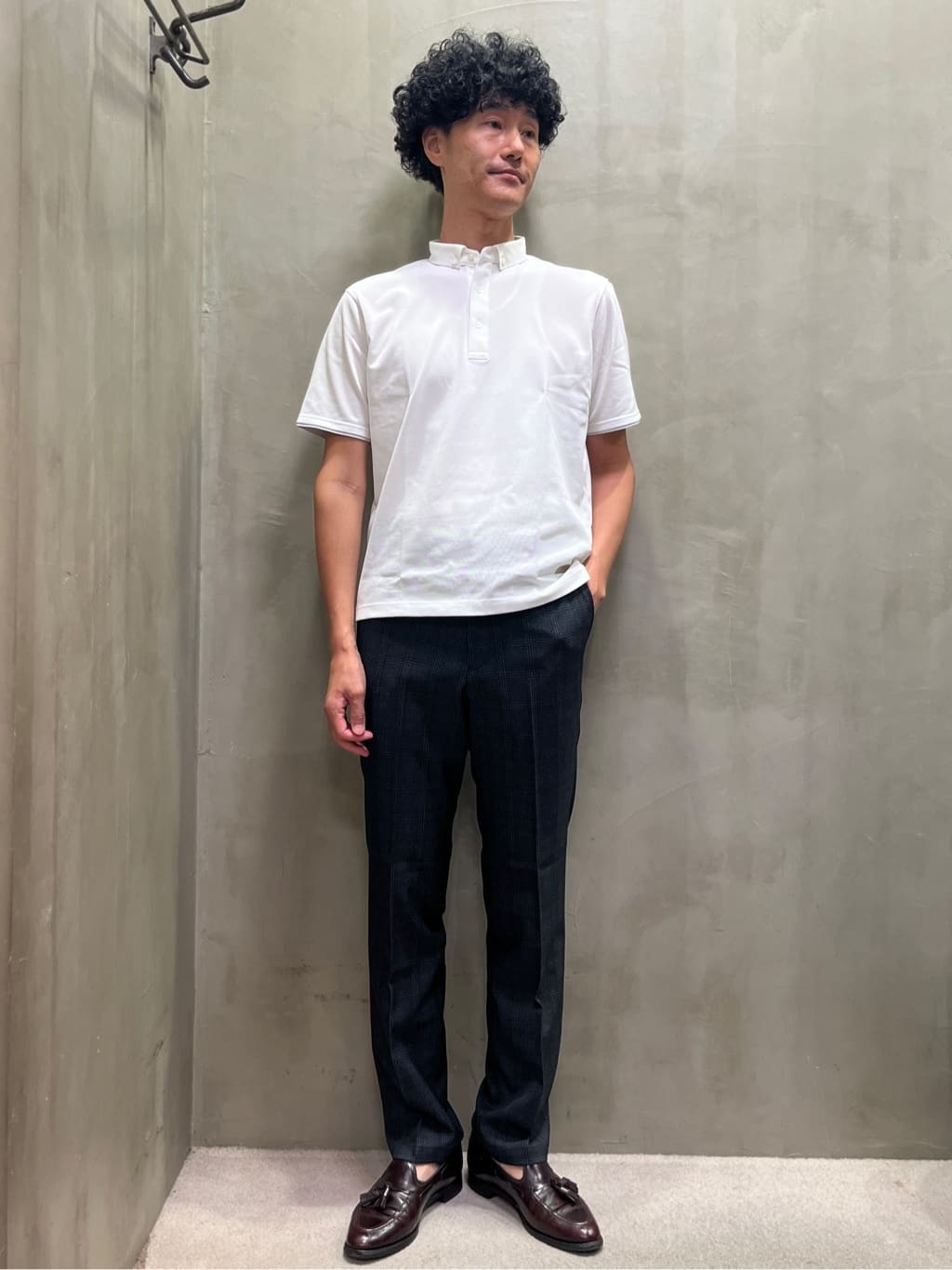 TAKEO KIKUCHIのストレッチ グレンチェック パンツを使ったコーディネートを紹介します。｜Rakuten Fashion(楽天ファッション／旧楽天ブランドアベニュー)4384408