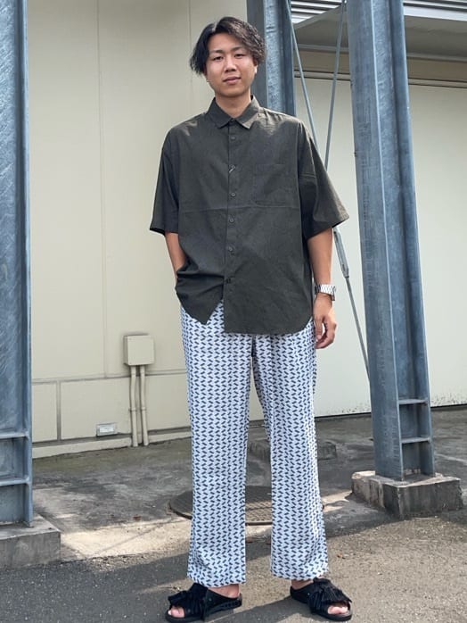 NANO universeのパターンイージーワイドパンツ(セットアップ可)を使ったコーディネートを紹介します。｜Rakuten Fashion(楽天ファッション／旧楽天ブランドアベニュー)4393239