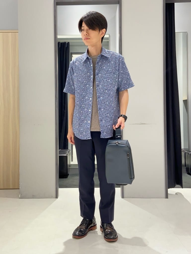 TAKEO KIKUCHIの【尾州織/Made in JAPAN】メランジ Tシャツを使ったコーディネートを紹介します。｜Rakuten Fashion(楽天ファッション／旧楽天ブランドアベニュー)4398729