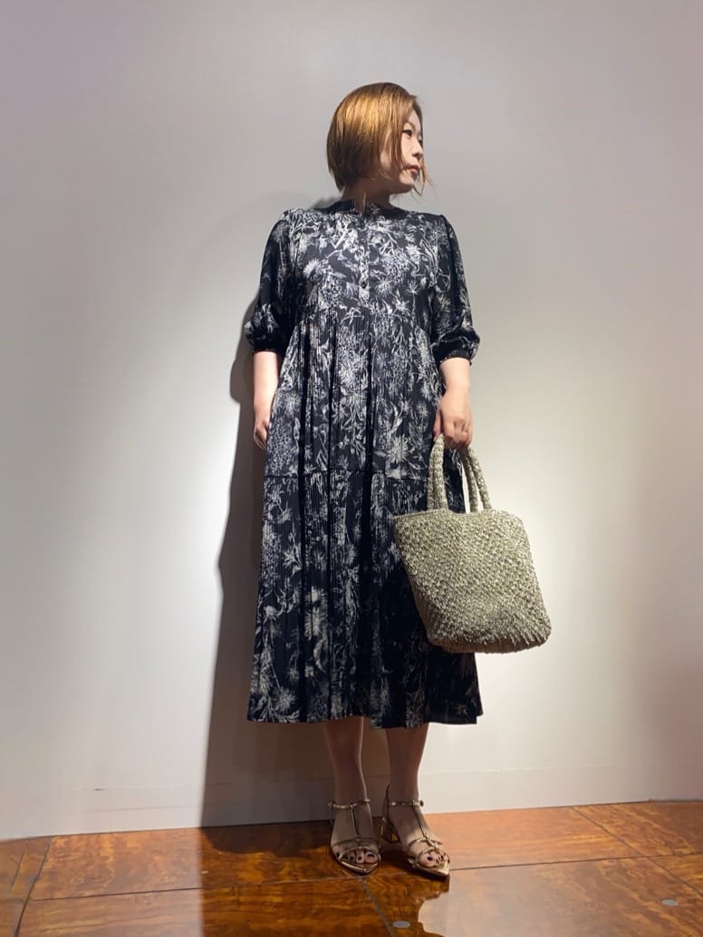 Vinのコーディネートを紹介します。｜Rakuten Fashion(楽天ファッション／旧楽天ブランドアベニュー)4400066