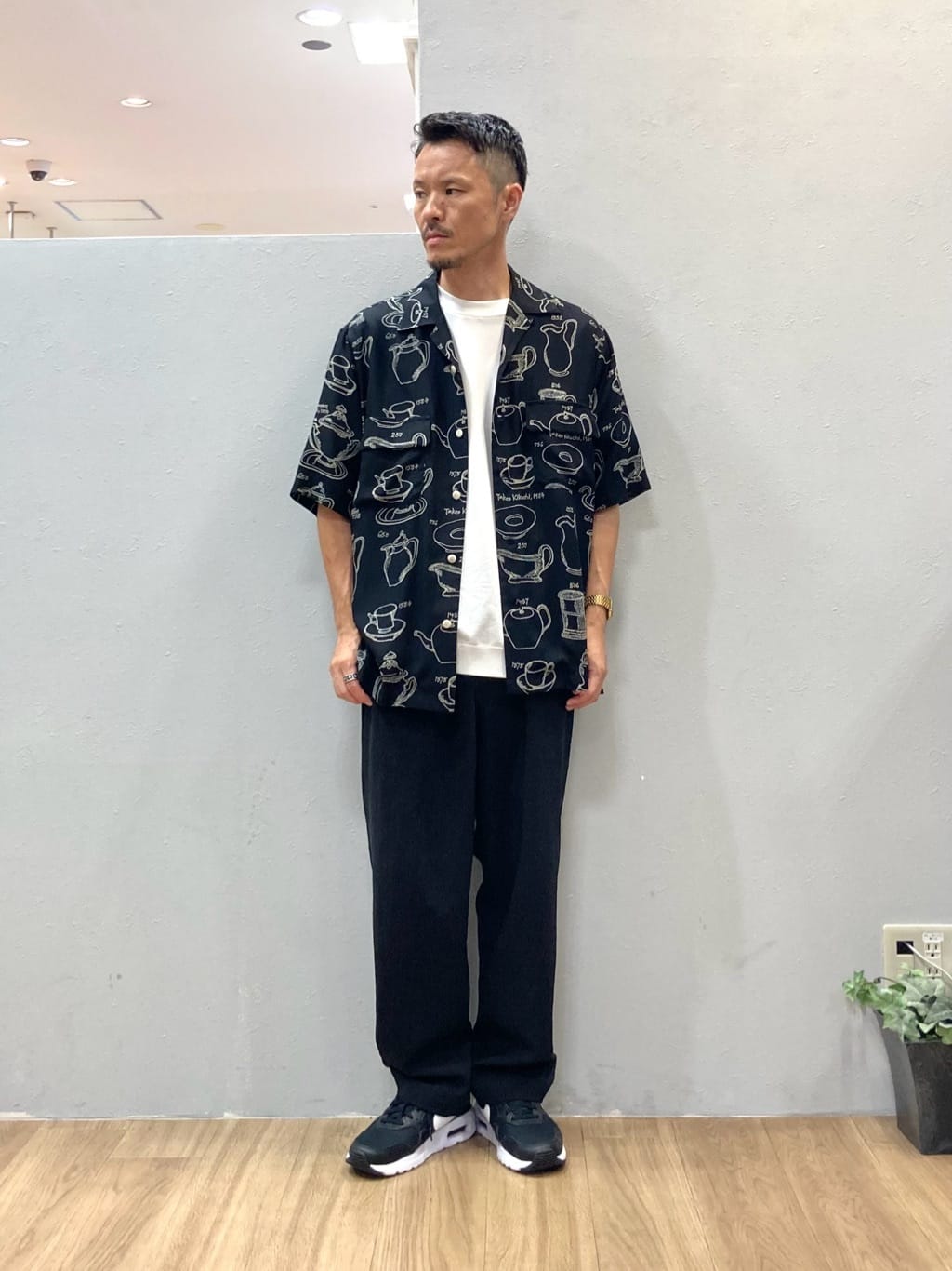 TAKEO KIKUCHIの【抗菌防臭/5サイズ展開】ハイゲージポンチ Tシャツを使ったコーディネートを紹介します。｜Rakuten Fashion(楽天ファッション／旧楽天ブランドアベニュー)4400197