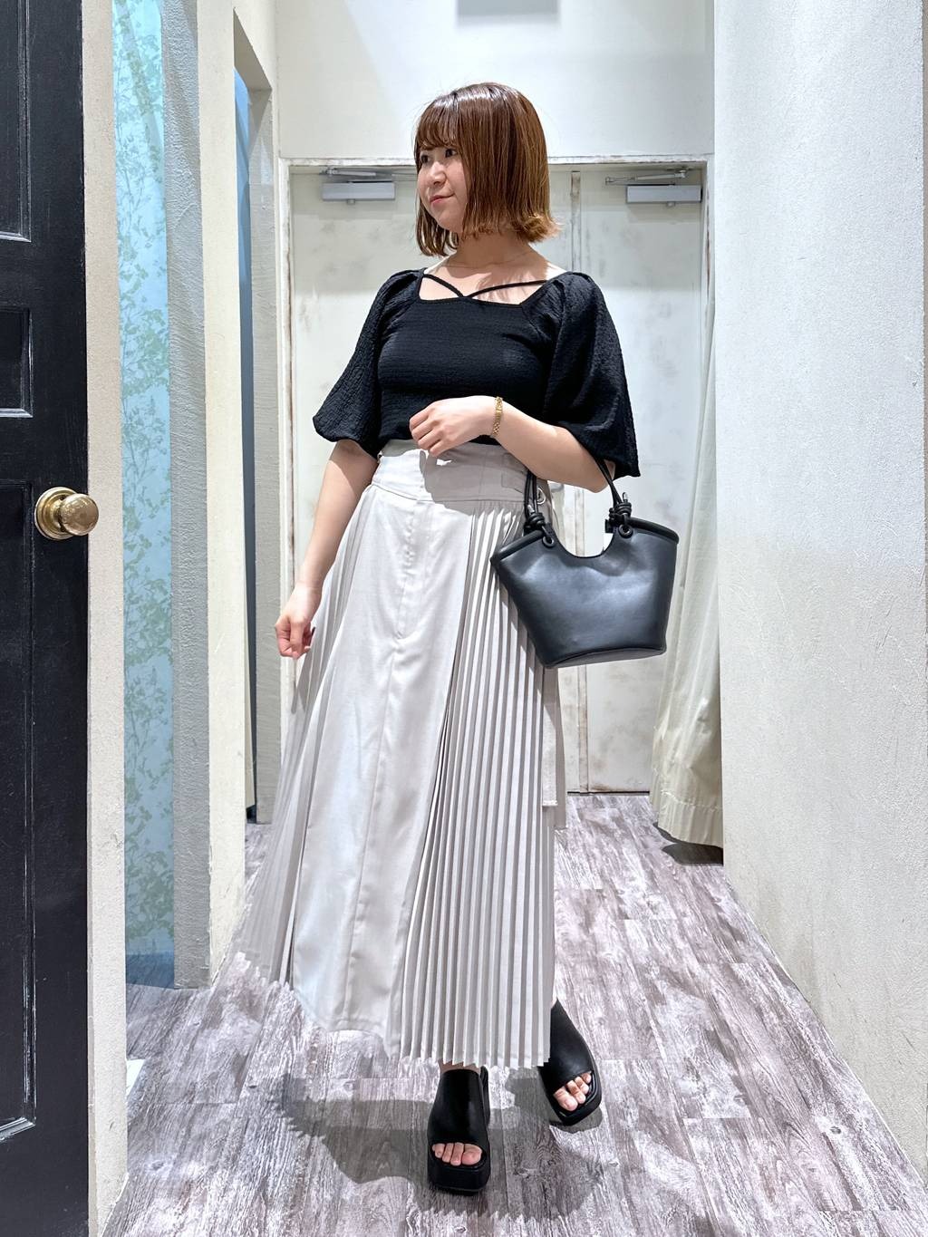 mysty womanのコーディネートを紹介します。｜Rakuten Fashion(楽天ファッション／旧楽天ブランドアベニュー)4407711