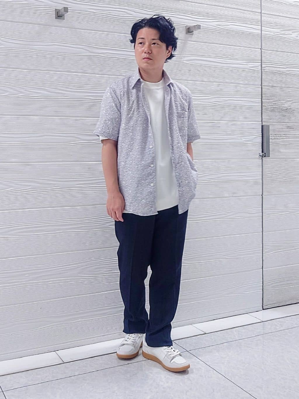 TAKEO KIKUCHIの【抗菌防臭/5サイズ展開】ハイゲージポンチ Tシャツを使ったコーディネートを紹介します。｜Rakuten Fashion(楽天ファッション／旧楽天ブランドアベニュー)4408027