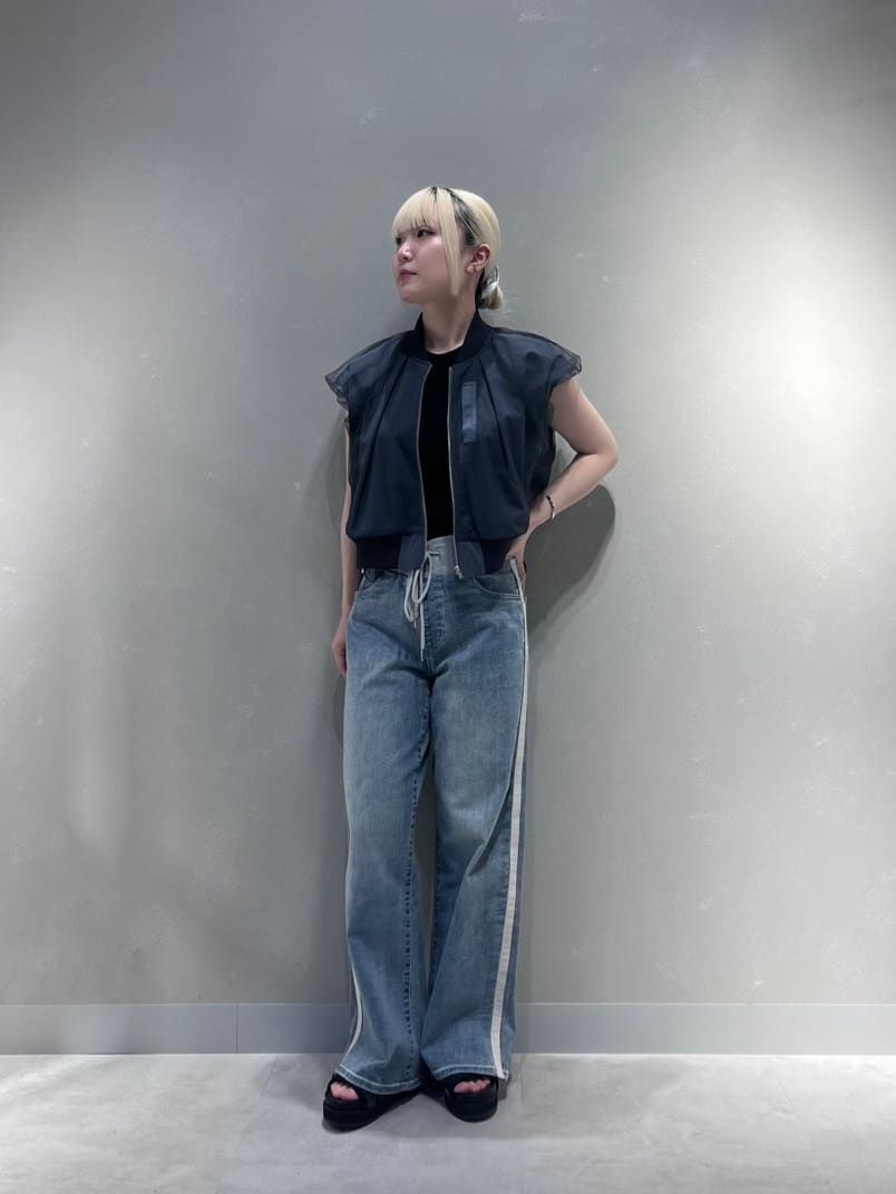 LASUDのチュールドッキングノースリブルゾンを使ったコーディネートを紹介します。｜Rakuten Fashion(楽天ファッション／旧楽天ブランドアベニュー)4414939