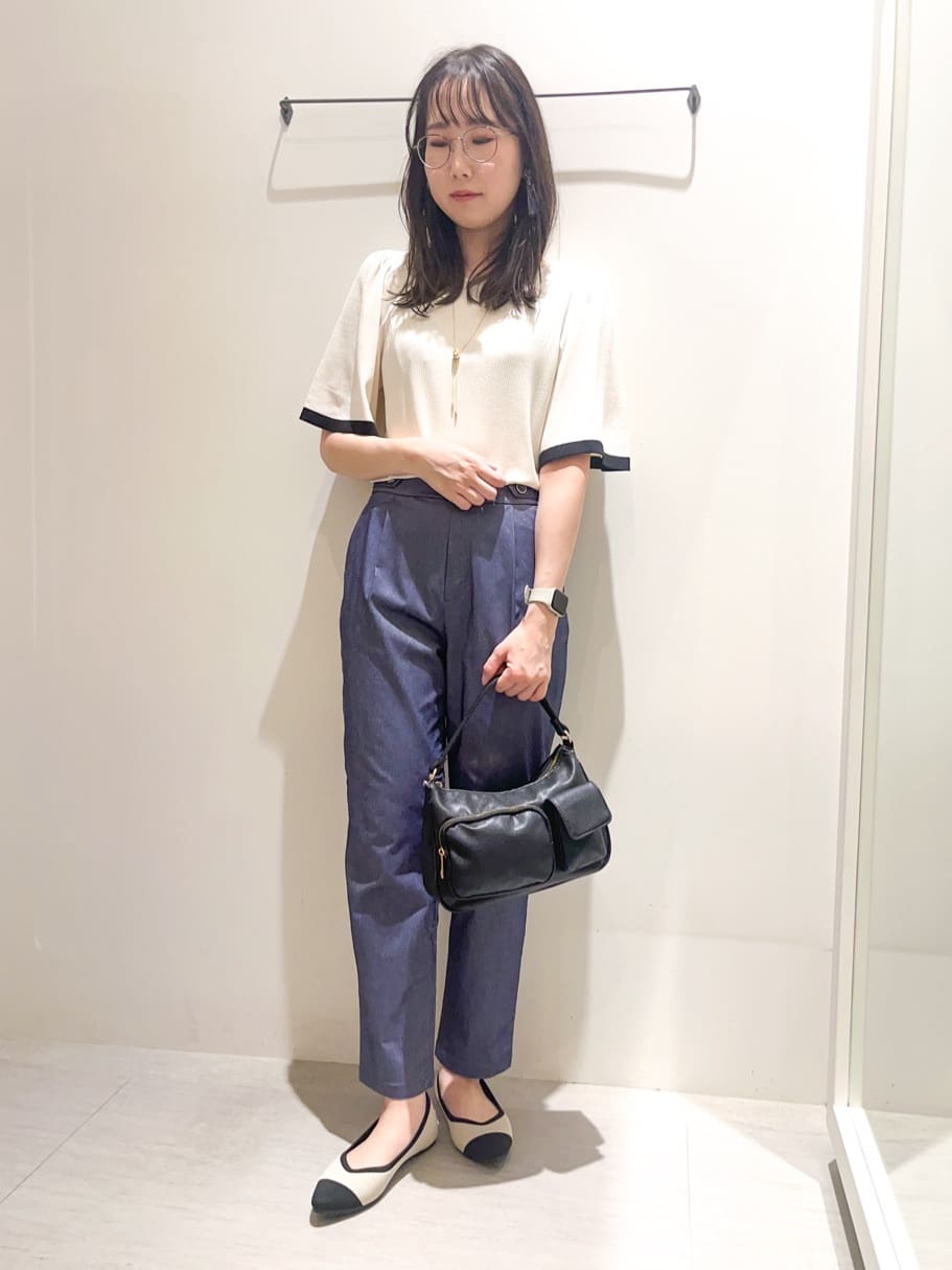 groveのポケットZipダブルショルダーを使ったコーディネートを紹介します。｜Rakuten Fashion(楽天ファッション／旧楽天ブランドアベニュー)4425664