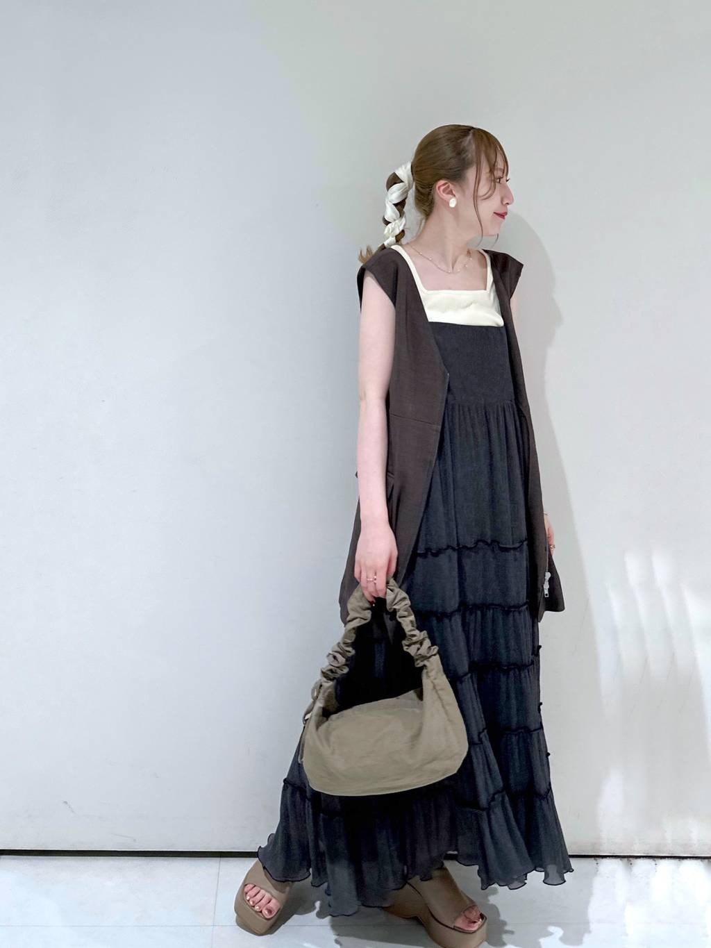 mysty womanの前後2WAYテレコタンクを使ったコーディネートを紹介します。｜Rakuten Fashion(楽天ファッション／旧楽天ブランドアベニュー)4429940