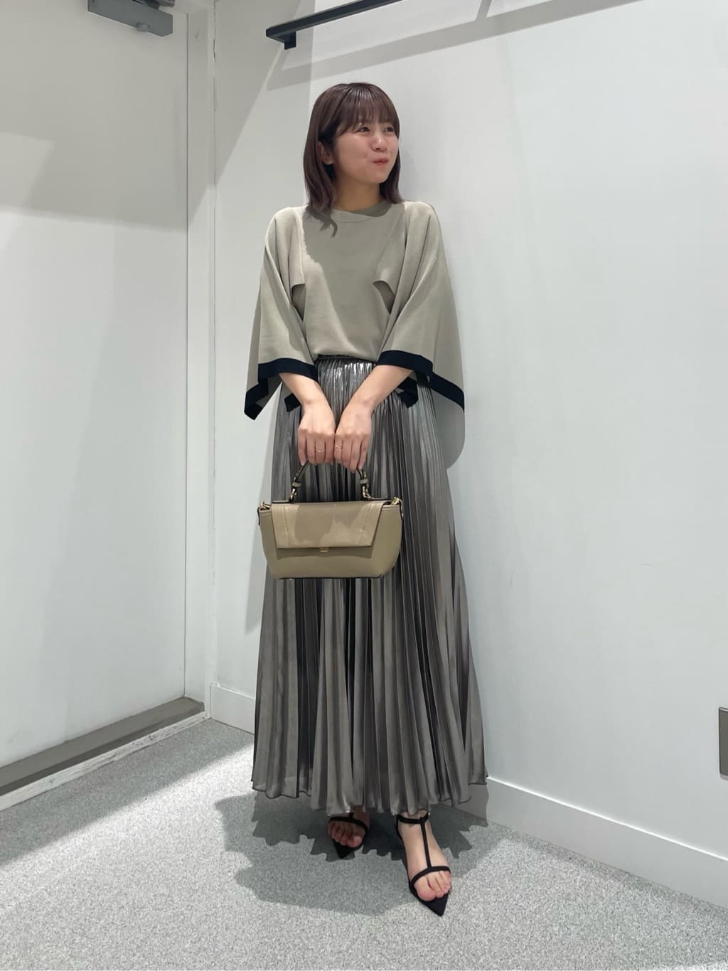 Vinのコーディネートを紹介します。｜Rakuten Fashion(楽天ファッション／旧楽天ブランドアベニュー)4437642