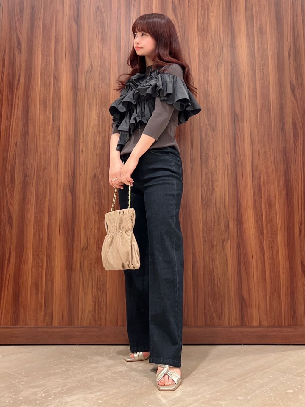 Vinのコーディネートを紹介します。｜Rakuten Fashion(楽天ファッション／旧楽天ブランドアベニュー)4442151