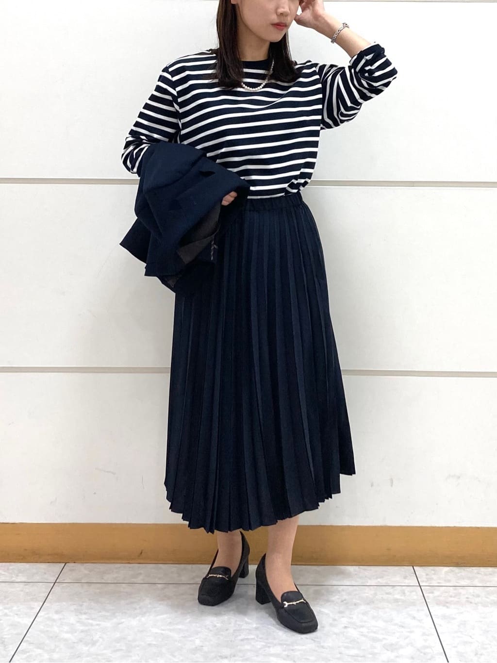NEWYORKERのI cotoni di Albini 長袖 ボーダー Tシャツを使ったコーディネートを紹介します。｜Rakuten Fashion(楽天ファッション／旧楽天ブランドアベニュー)4443086