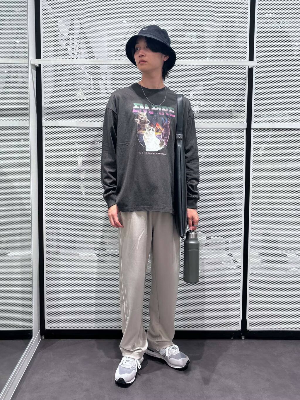 LAKOLEのイヌネコレトロムービーTを使ったコーディネートを紹介します。｜Rakuten Fashion(楽天ファッション／旧楽天ブランドアベニュー)4443922