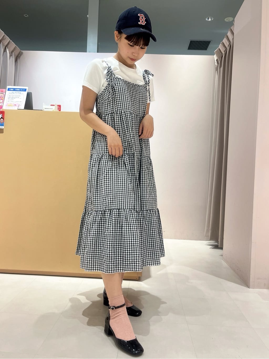 ESPERANZAのスクエアローヒールセパレートパンプスを使ったコーディネートを紹介します。｜Rakuten Fashion(楽天ファッション／旧楽天ブランドアベニュー)4448940