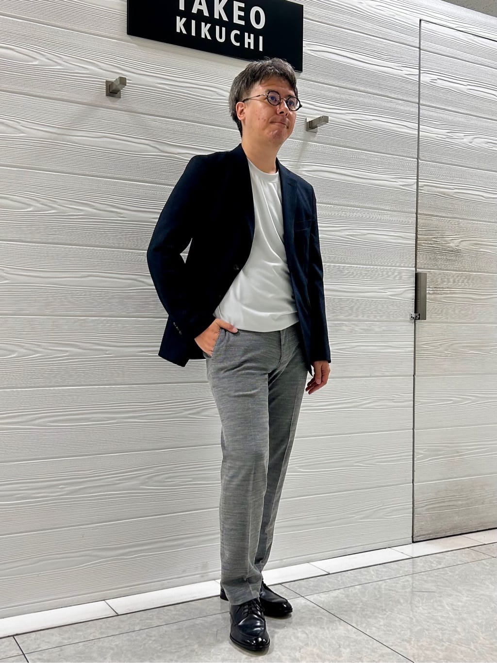 TAKEO KIKUCHIの【接触冷感/Made in JAPAN】七分袖 梨地カットソーを使ったコーディネートを紹介します。｜Rakuten Fashion(楽天ファッション／旧楽天ブランドアベニュー)4451663