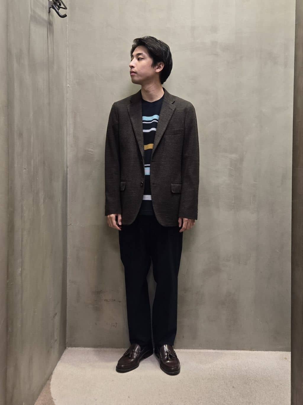 TAKEO KIKUCHIのベイカー イージーパンツを使ったコーディネートを紹介します。｜Rakuten Fashion(楽天ファッション／旧楽天ブランドアベニュー)4455186