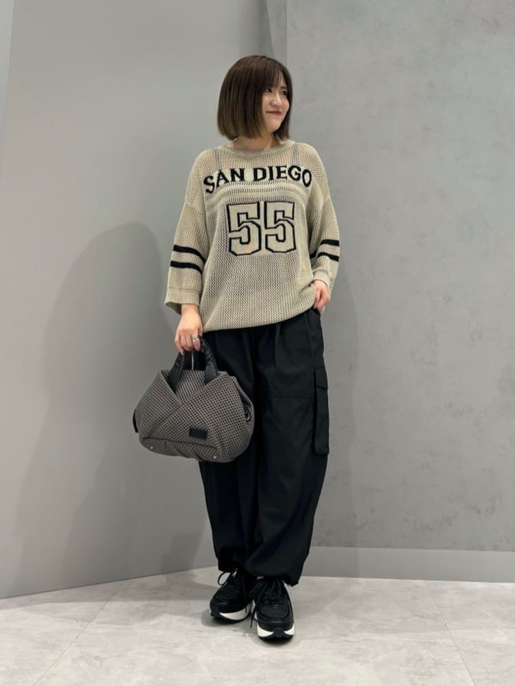 Vinのローゲージロゴサマーニットを使ったコーディネートを紹介します。｜Rakuten Fashion(楽天ファッション／旧楽天ブランドアベニュー)4456329