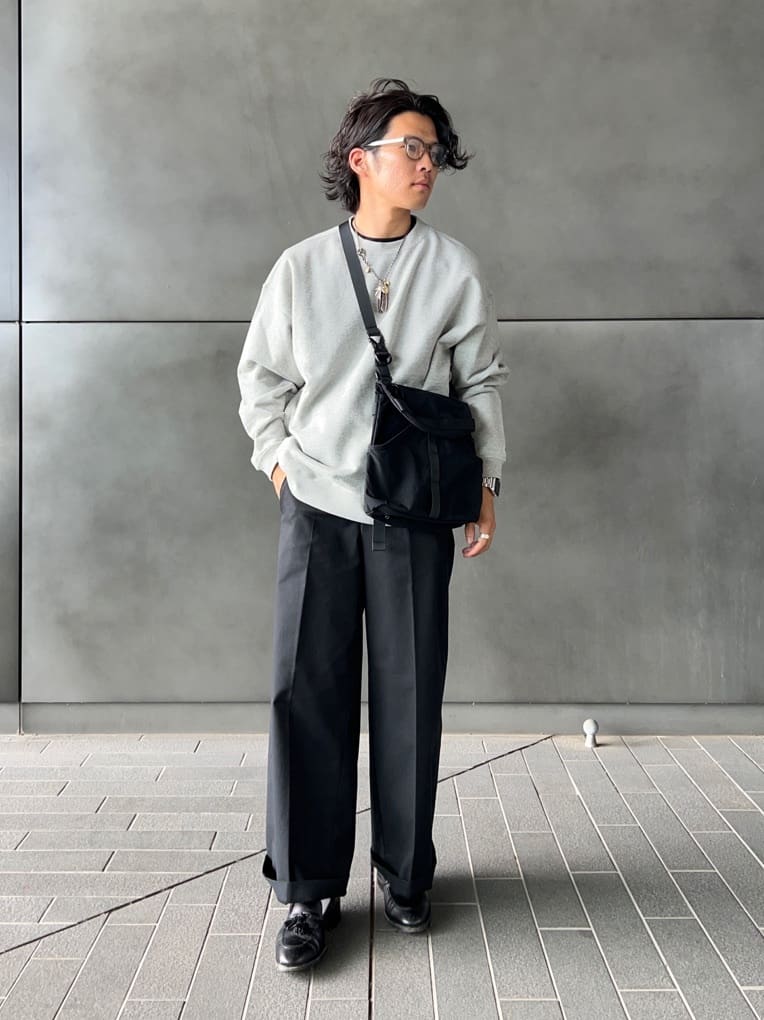 Snow PeakのRecycled Cotton Sweat Crewneckを使ったコーディネートを紹介します。｜Rakuten Fashion(楽天ファッション／旧楽天ブランドアベニュー)4466229