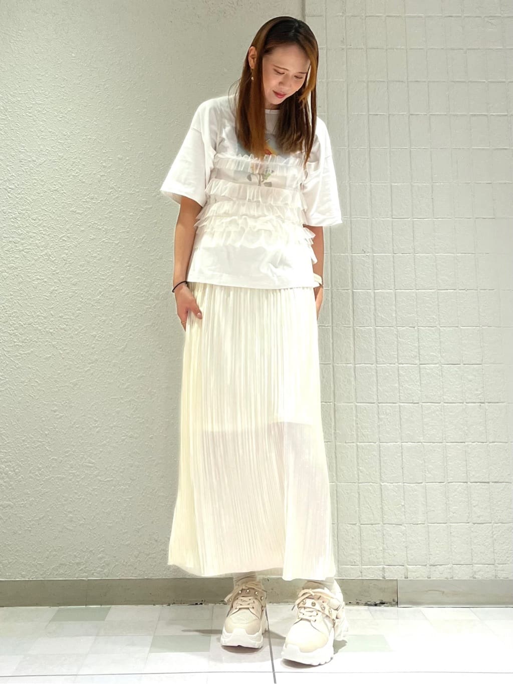 ESPERANZAのオリジナルキルティングビジュー厚底スニーカーを使ったコーディネートを紹介します。｜Rakuten Fashion(楽天ファッション／旧楽天ブランドアベニュー)4471036