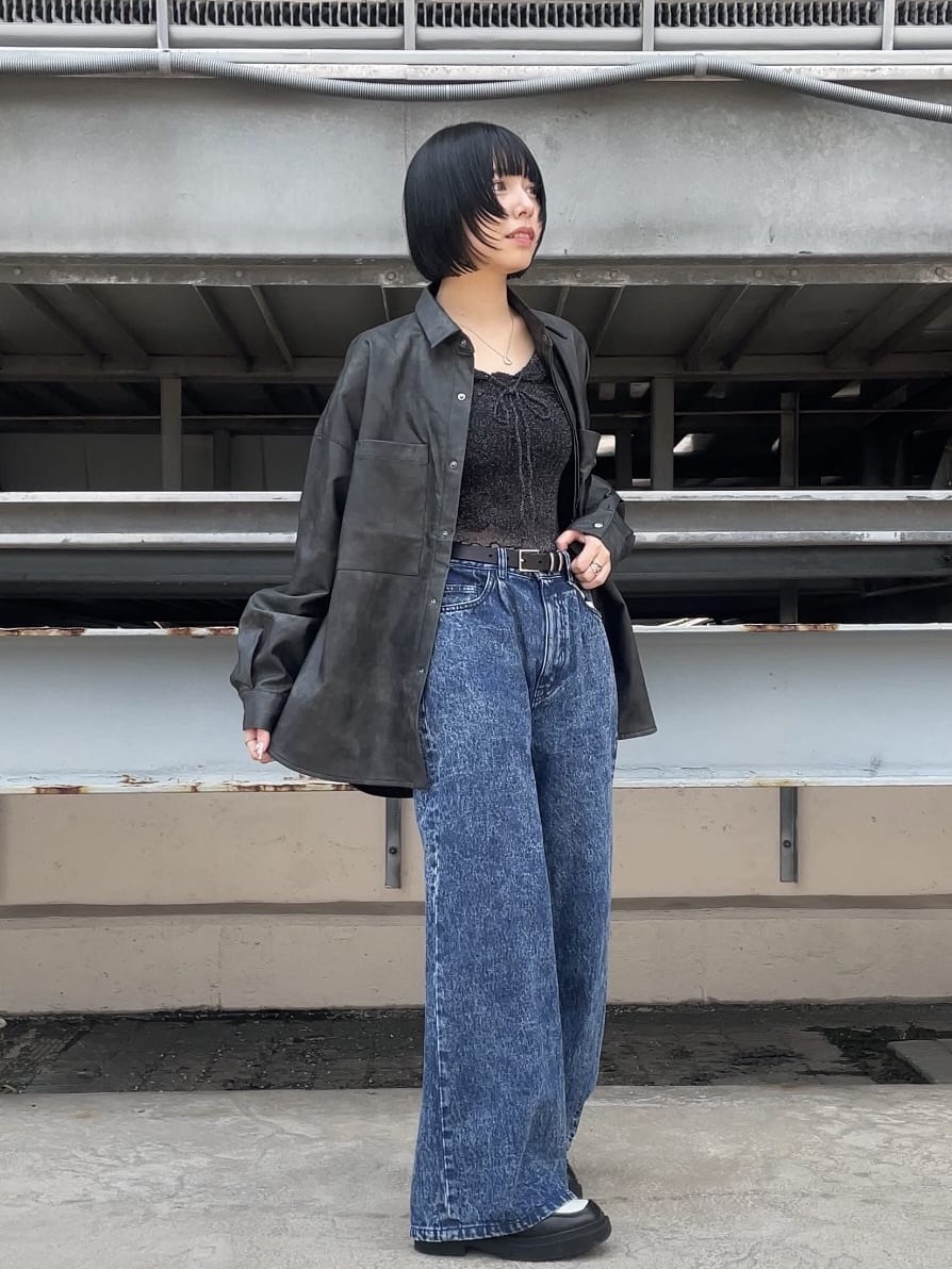 tk.TAKEO KIKUCHIのシンセティックレザー調シャツジャケットを使ったコーディネートを紹介します。｜Rakuten Fashion(楽天ファッション／旧楽天ブランドアベニュー)4472945