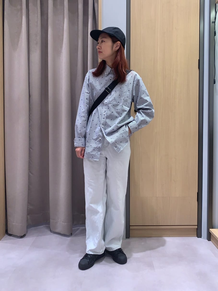 TAKEO KIKUCHIのハットモチーフ ジャカード ストライプ シャツを使ったコーディネートを紹介します。｜Rakuten Fashion(楽天ファッション／旧楽天ブランドアベニュー)4481744