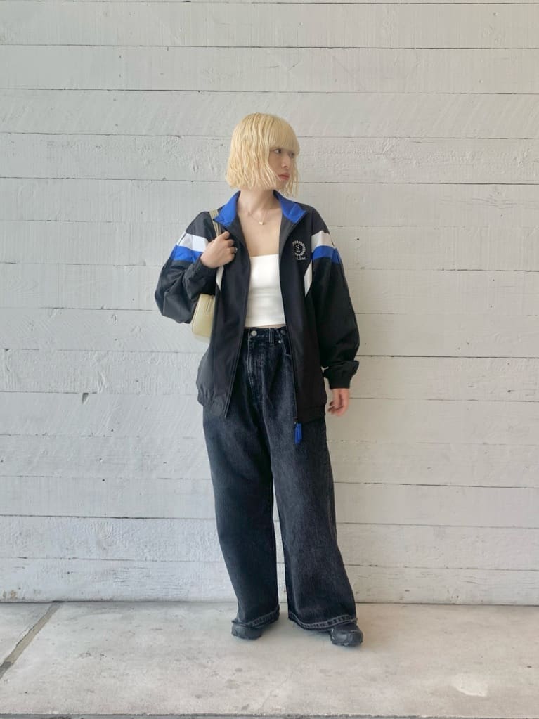 BEAUTY&YOUTH UNITED ARROWSのボタンタック デニムパンツを使っ 