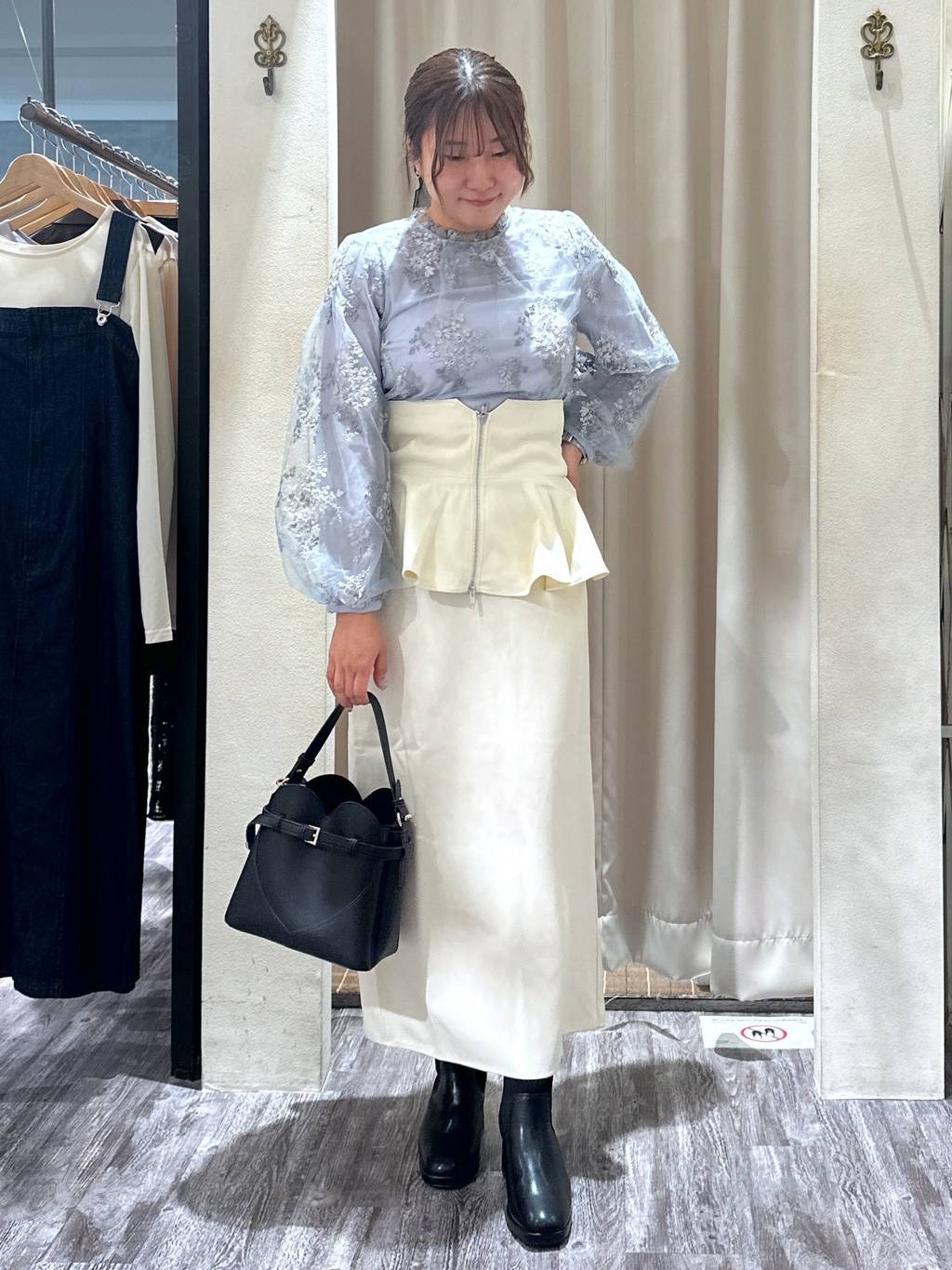 mysty womanの【上西星来さん着用アイテム】ニットストームショートブーツを使ったコーディネートを紹介します。｜Rakuten Fashion(楽天ファッション／旧楽天ブランドアベニュー)4492719