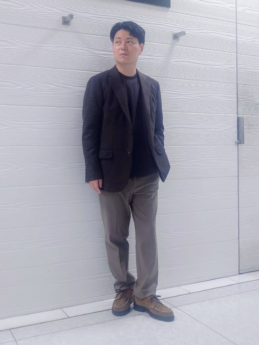 TAKEO KIKUCHIの【抗菌防臭/ジャケット対応】テーラード 長袖Tシャツを使ったコーディネートを紹介します。｜Rakuten Fashion(楽天ファッション／旧楽天ブランドアベニュー)4507512