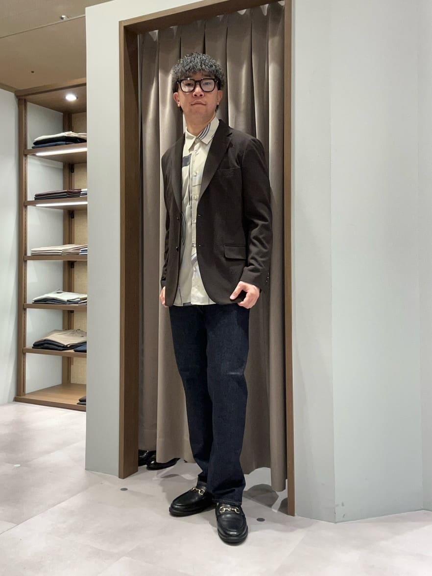 TAKEO KIKUCHIのオータム サッカー ジャケットを使ったコーディネートを紹介します。｜Rakuten Fashion(楽天ファッション／旧楽天ブランドアベニュー)4507720