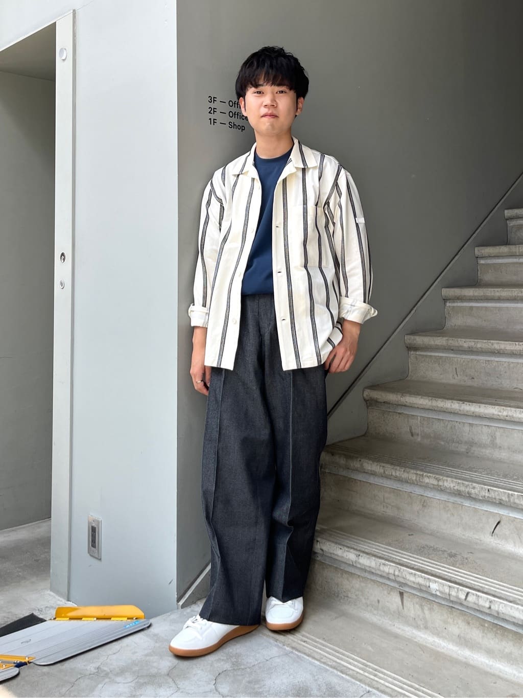 TAKEO KIKUCHIのカラミ ストライプ ジャージー シャツを使ったコーディネートを紹介します。｜Rakuten Fashion(楽天ファッション／旧楽天ブランドアベニュー)4508277