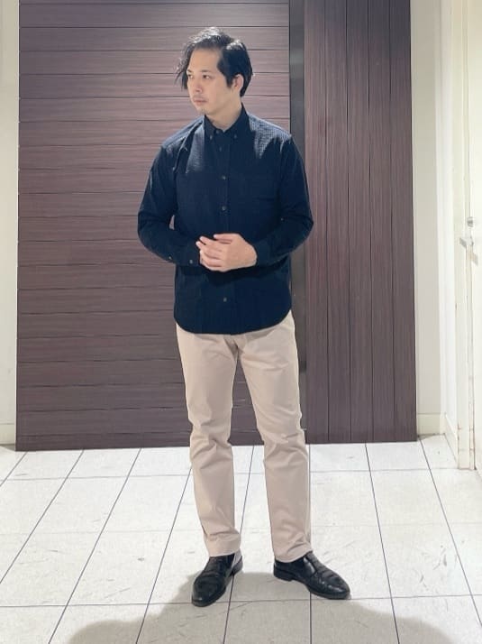 TAKEO KIKUCHIの【抗菌防臭/シーズンレス】シアサッカー ジャージシャツを使ったコーディネートを紹介します。｜Rakuten Fashion(楽天ファッション／旧楽天ブランドアベニュー)4515039
