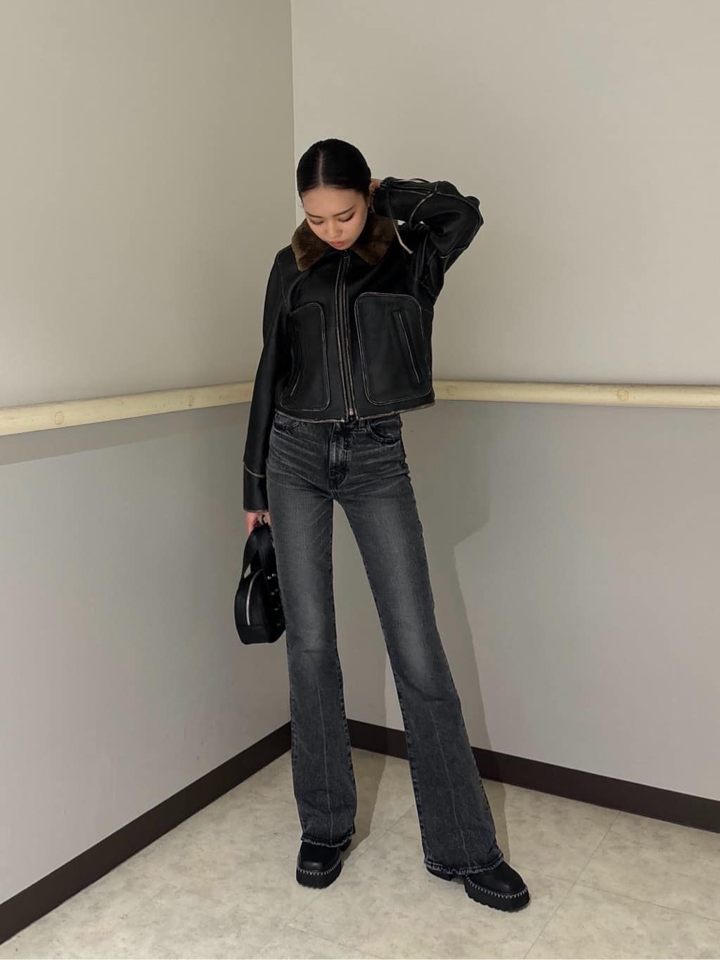 moussyのMVS BLACK FLARE(L) / ロングサイズを使ったコーディネート | Rakuten  Fashion(楽天ファッション／旧楽天ブランドアベニュー)4532975