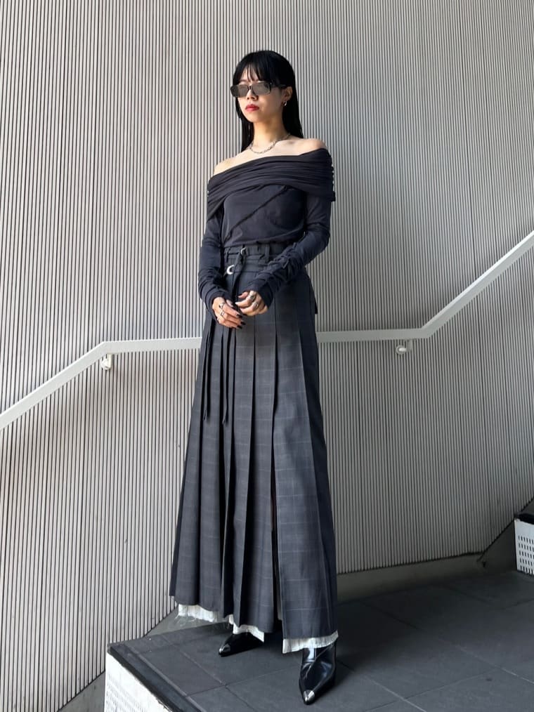 PRANK PROJECTのフロントプリーツスカート / Front Pleats Skirtを使っ 