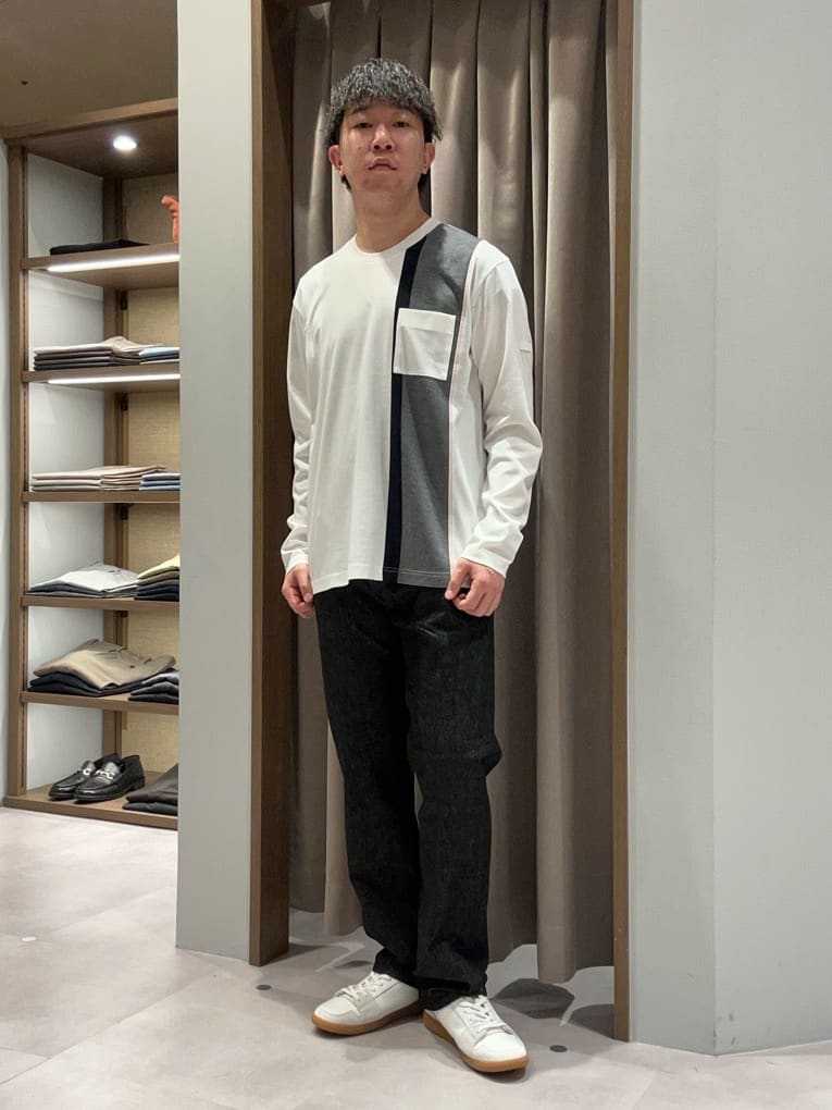 TAKEO KIKUCHIの【バイカラー】バーチカル切替 ジャージカットソーを使ったコーディネートを紹介します。｜Rakuten Fashion(楽天ファッション／旧楽天ブランドアベニュー)4535097