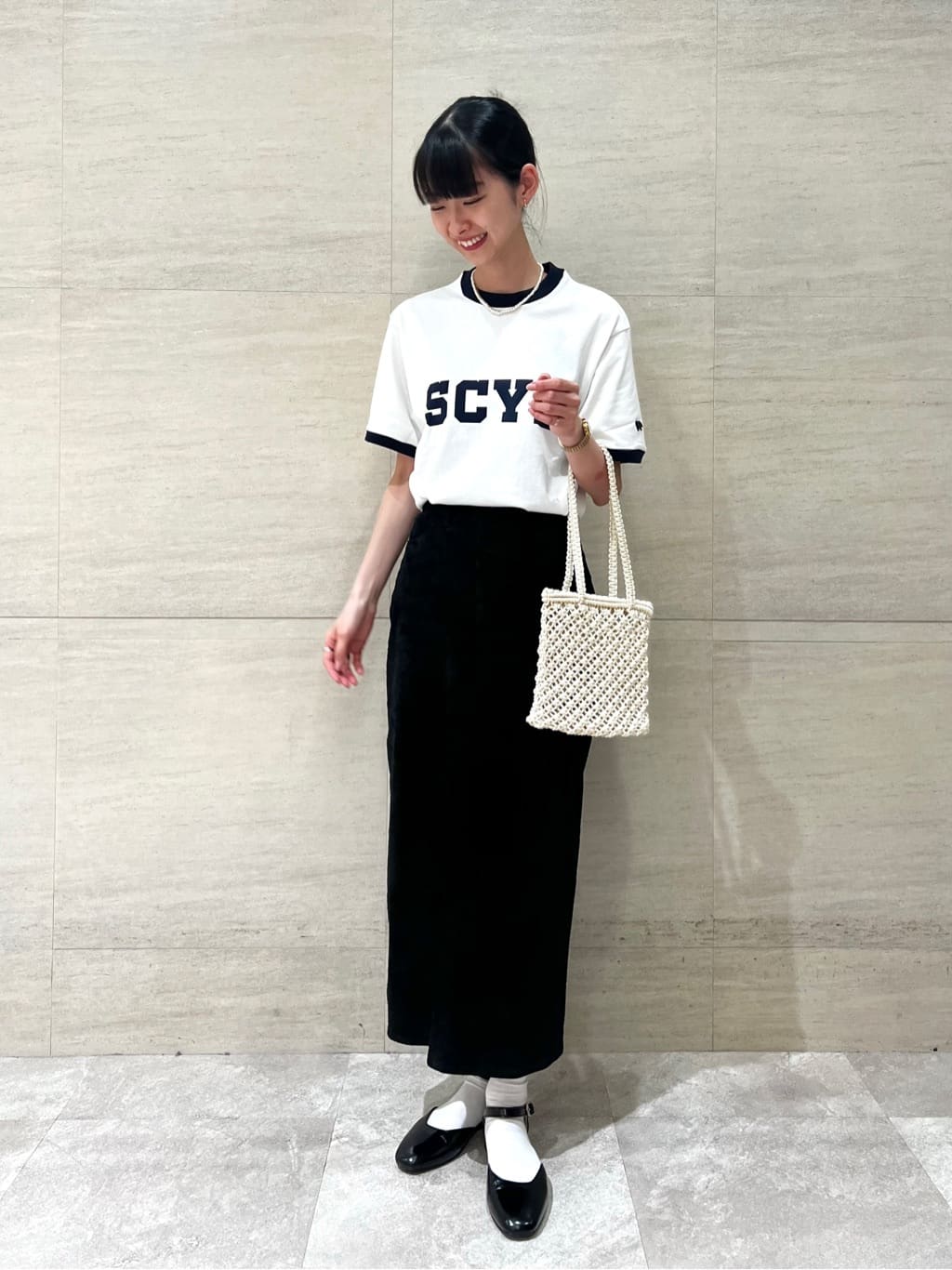 BshopのSCYE BASICS |<別注>ロゴプリントTシャツ WOMENを使ったコーディネート | Rakuten  Fashion(楽天ファッション／旧楽天ブランドアベニュー)4541485