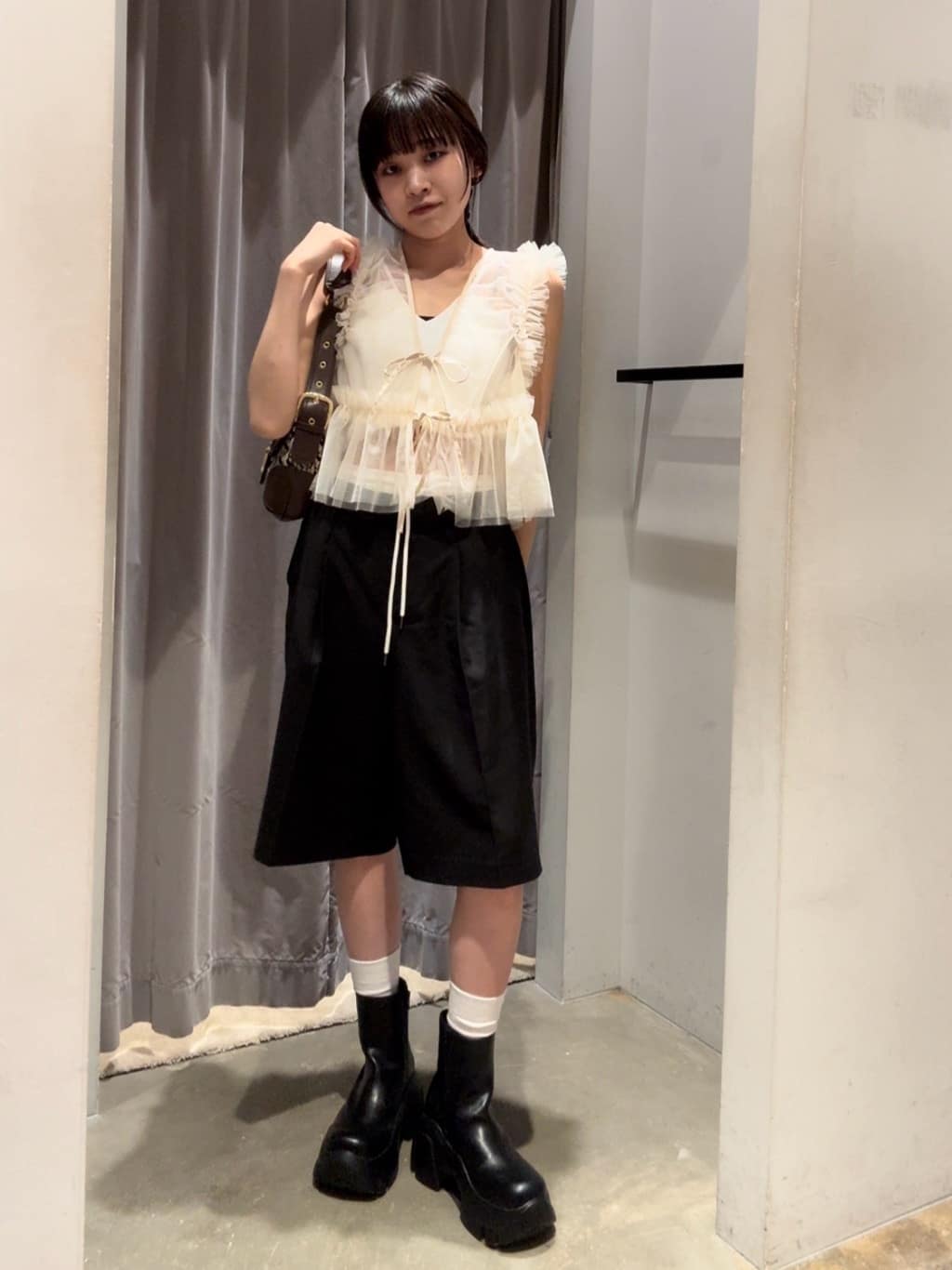 SLY 【中町 綾さん着用アイテム】 COLOR SOLE SHORT ブーツ SLY｜【中町 綾さん着用アイテム】COLOR SOLE SHORT ブーツ