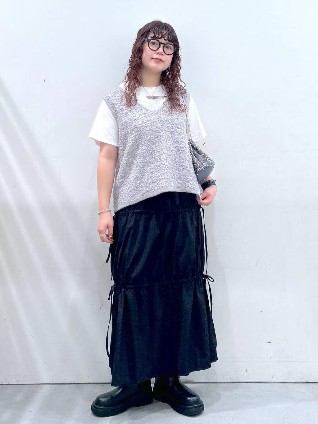 LAKOLEのショートエンジニアブーツを使ったコーディネートを紹介します。｜Rakuten Fashion(楽天ファッション／旧楽天ブランドアベニュー)4546302