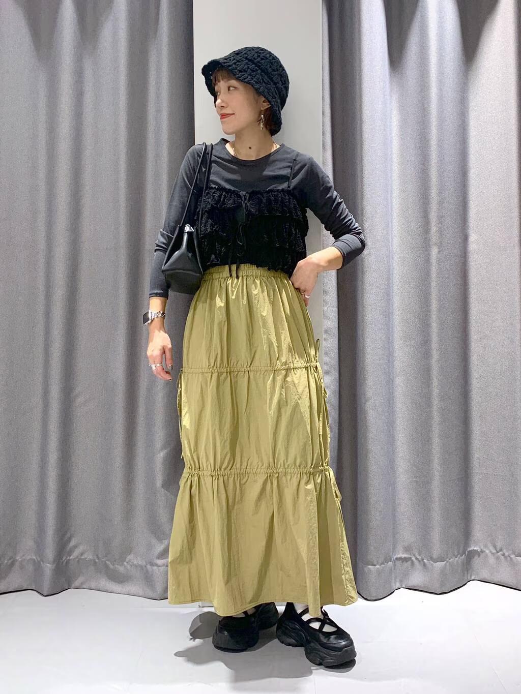 LAKOLEのレースフリルキャミを使ったコーディネートを紹介します。｜Rakuten Fashion(楽天ファッション／旧楽天ブランドアベニュー)4547027