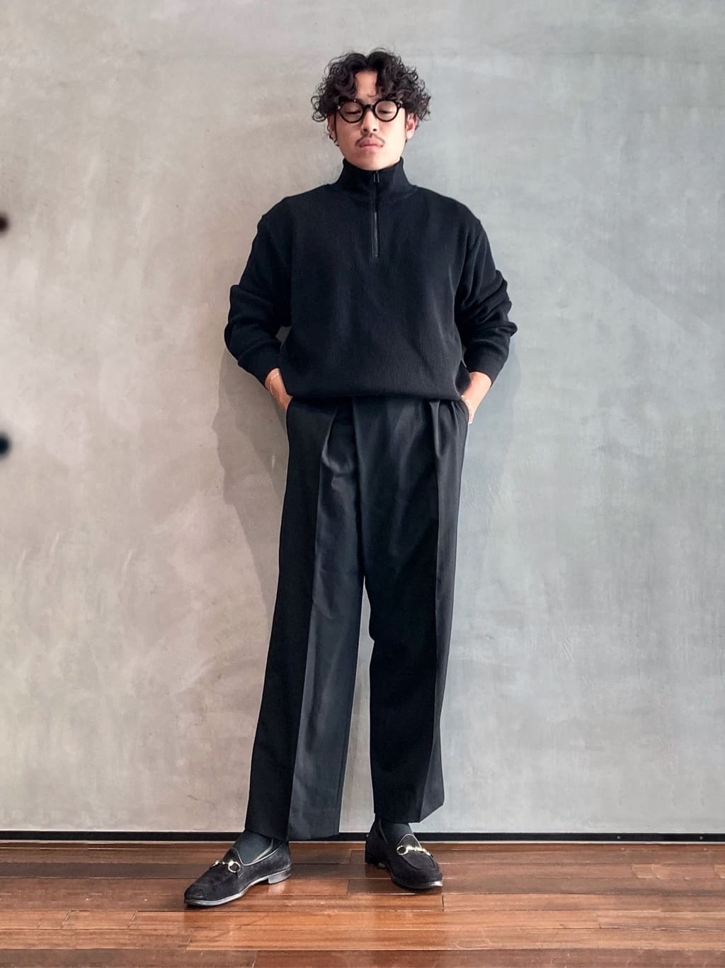NANO universeのcrepuscule/別注 ハーフジップ プルオーバーを使ったコーディネートを紹介します。｜Rakuten Fashion(楽天ファッション／旧楽天ブランドアベニュー)4552529