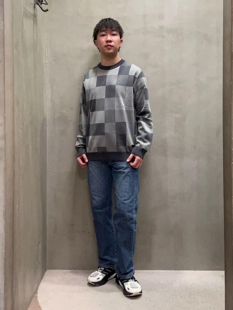 TAKEO KIKUCHIのチェック柄 プルオーバー ニットを使ったコーディネートを紹介します。｜Rakuten Fashion(楽天ファッション／旧楽天ブランドアベニュー)4553362