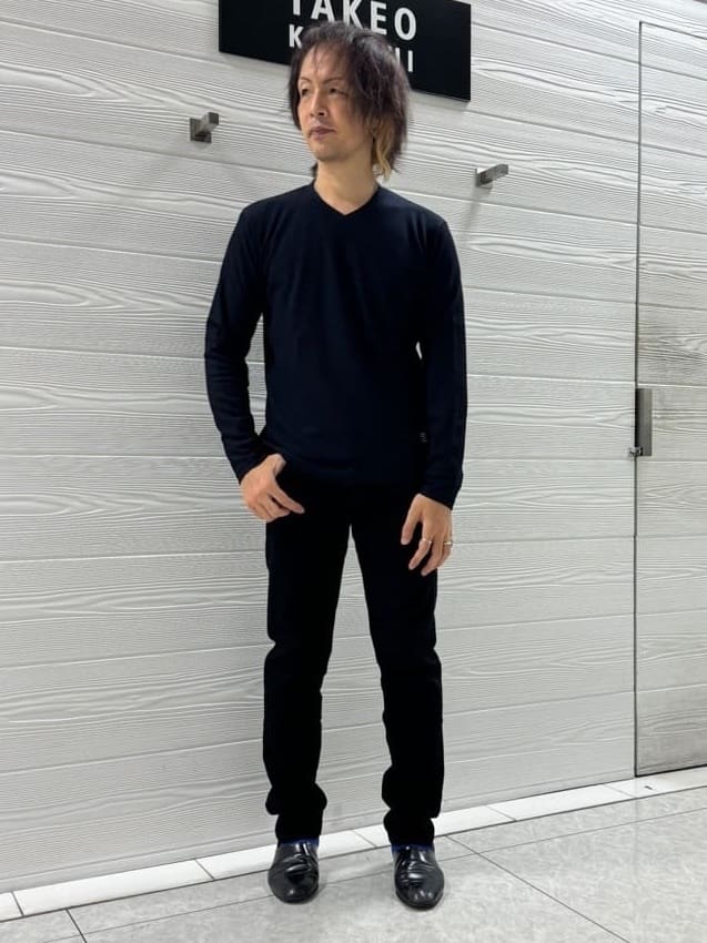 TAKEO KIKUCHIの【日本製】ストレッチ デニムパンツを使ったコーディネートを紹介します。｜Rakuten Fashion(楽天ファッション／旧楽天ブランドアベニュー)4559163