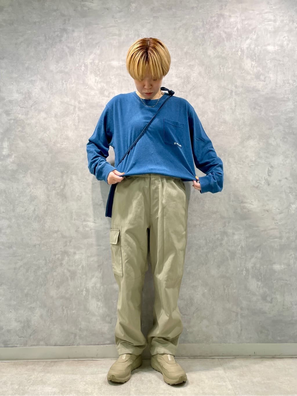 Snow PeakのTAKIBI Ripstop Pantsを使ったコーディネートを紹介します。｜Rakuten Fashion(楽天ファッション／旧楽天ブランドアベニュー)4560864