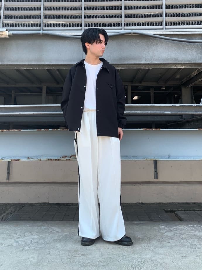 tk.TAKEO KIKUCHIの【Aラインシリーズ】トラックジャージパンツ(セットアップ対応)を使ったコーディネートを紹介します。｜Rakuten Fashion(楽天ファッション／旧楽天ブランドアベニュー)4561166