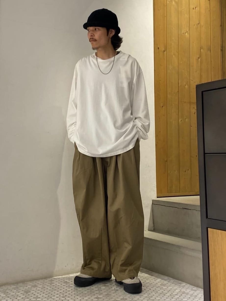 WISMのコーディネートを紹介します。｜Rakuten Fashion(楽天ファッション／旧楽天ブランドアベニュー)4568778