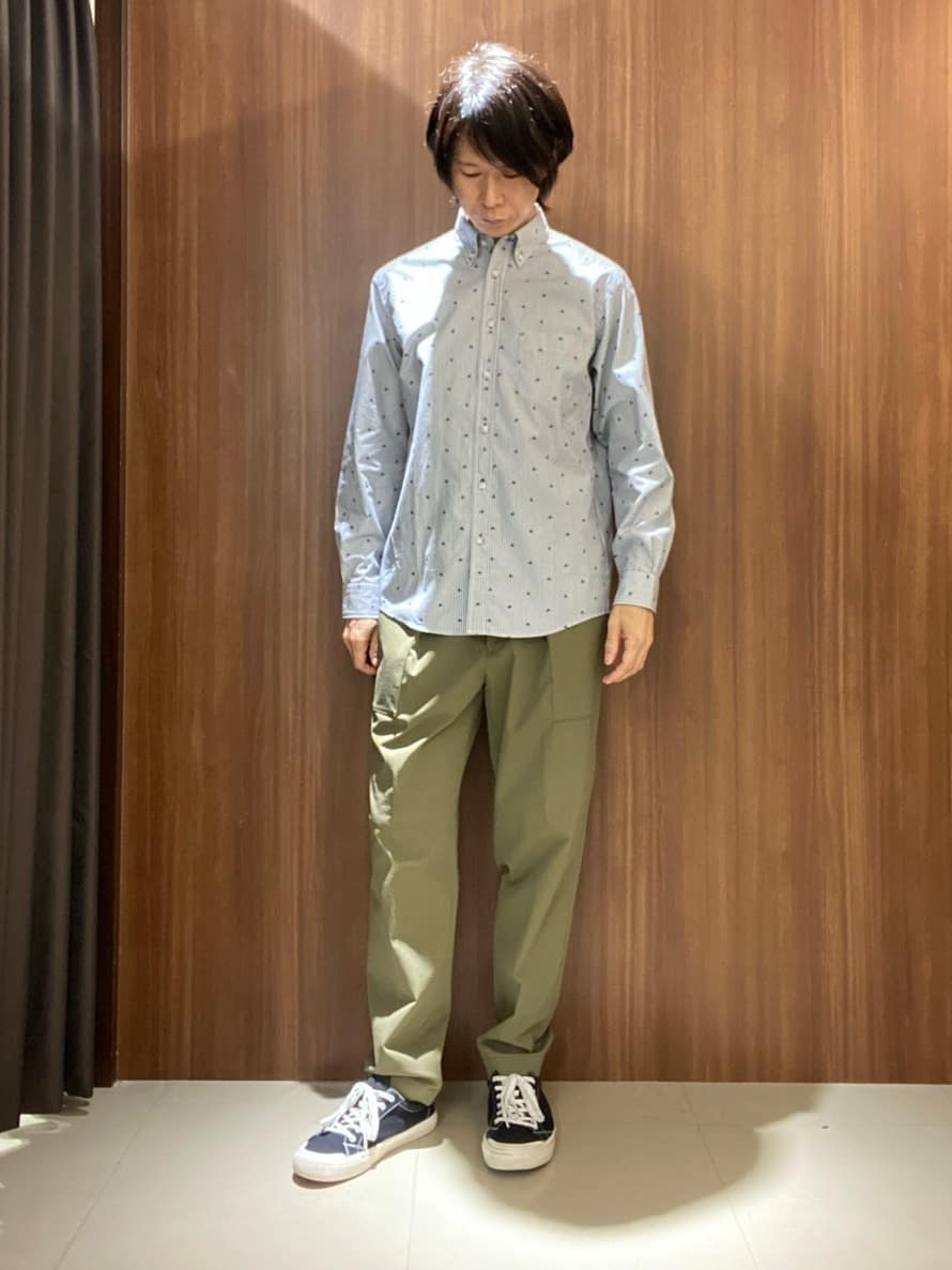 TAKEO KIKUCHIのハットモチーフ ジャカード ストライプ シャツを使ったコーディネートを紹介します。｜Rakuten Fashion(楽天ファッション／旧楽天ブランドアベニュー)4569000