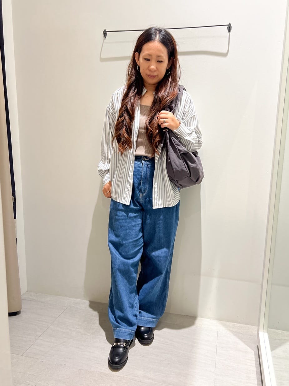 groveのギャザーフリルリボンムーンショルダーを使ったコーディネートを紹介します。｜Rakuten Fashion(楽天ファッション／旧楽天ブランドアベニュー)4575120