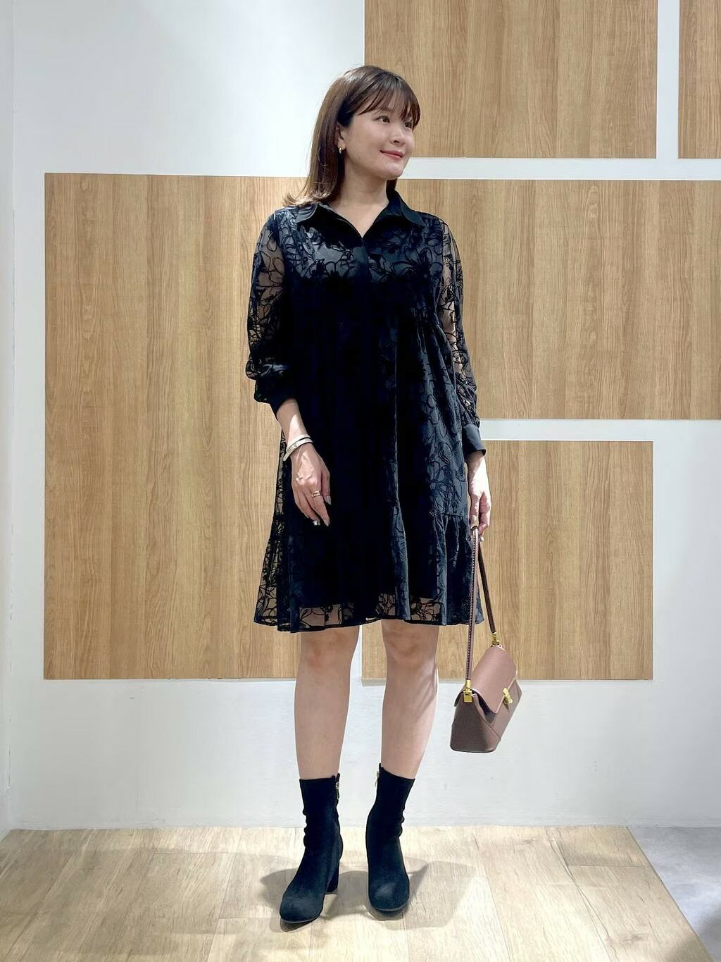 Andemiu ワンピース シャツワンピース シアーフロッキープリント