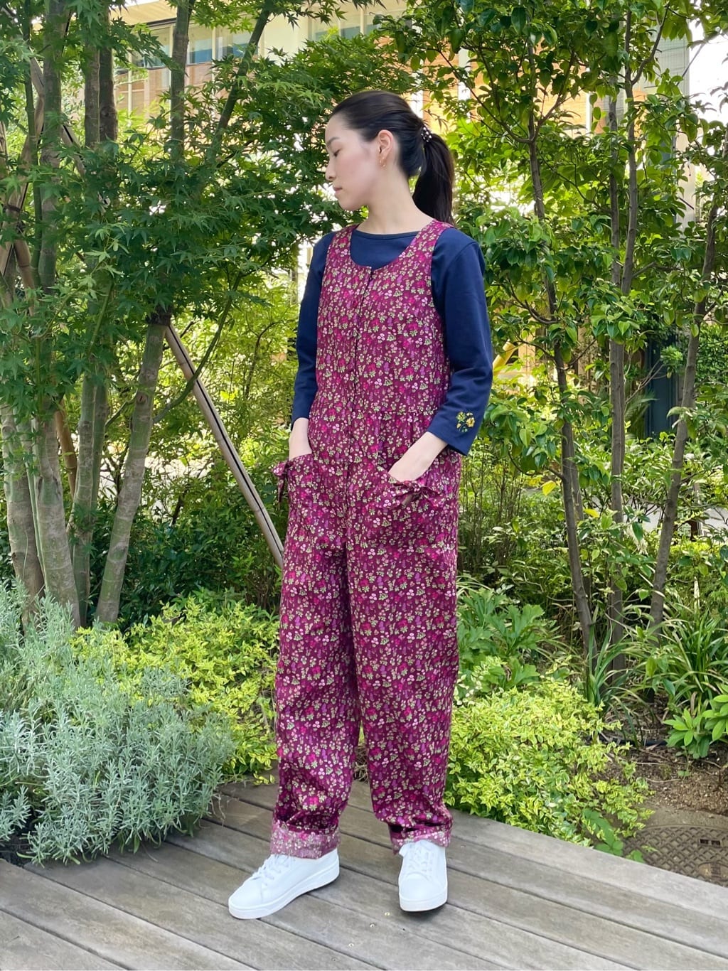 LAURA ASHLEYの【コットン100%/洗える/同柄アイテムあり】ウズマ柄 オールインワンを使ったコーディネートを紹介します。｜Rakuten Fashion(楽天ファッション／旧楽天ブランドアベニュー)4578090